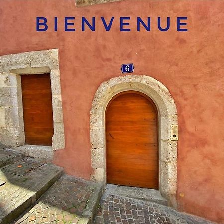 Coup de Coeur au pied du château - Joli studio idéalement placé Annecy Exterior foto
