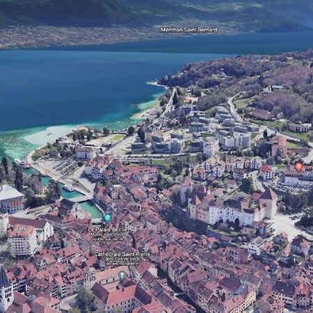 Coup de Coeur au pied du château - Joli studio idéalement placé Annecy Exterior foto